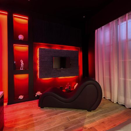 Suite Deluxe - Jacuzzi Melun Dış mekan fotoğraf